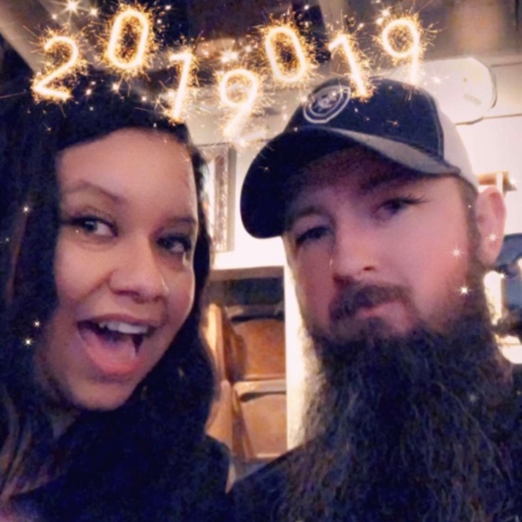 Bookmark my closet! - Picture 3 of 8